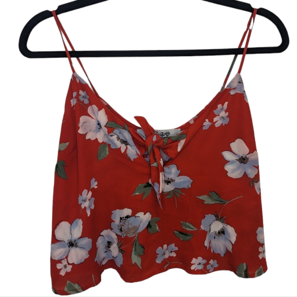 Caruso Red Floral Flowy Crop Top 🌺✨